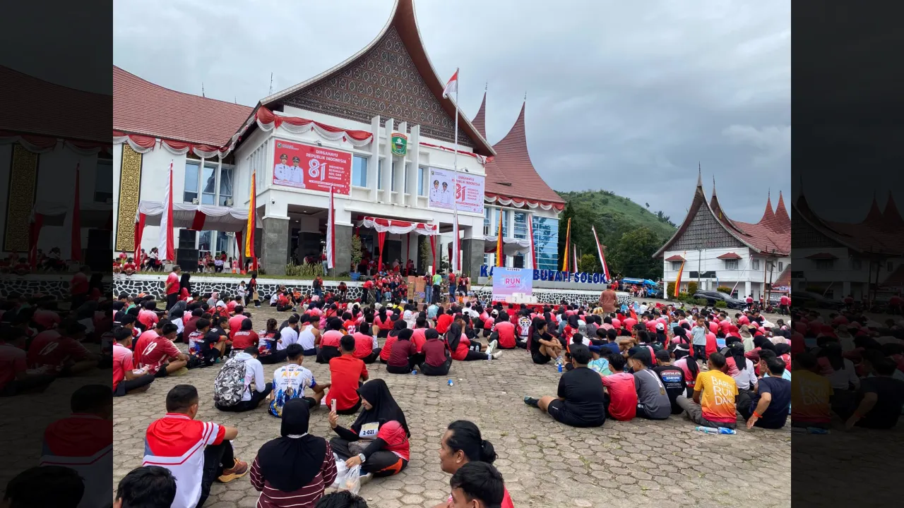 Semarak Arosuka ditengah ribuan peserta Bhayangkara Run 2026